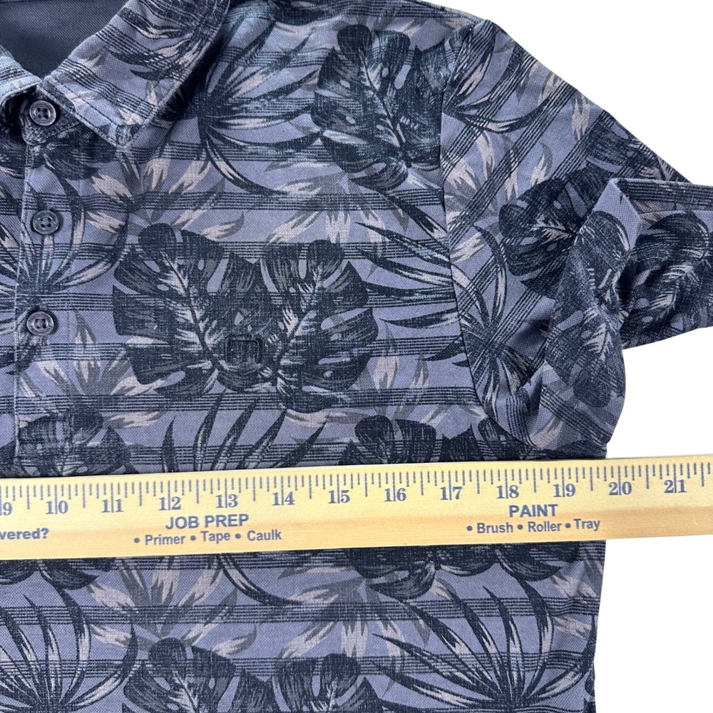 Travis Mathew Mens Gray Black Tropical Leaf Stripe Polo Shirt Size Medium Golf - Picture 6 of 11